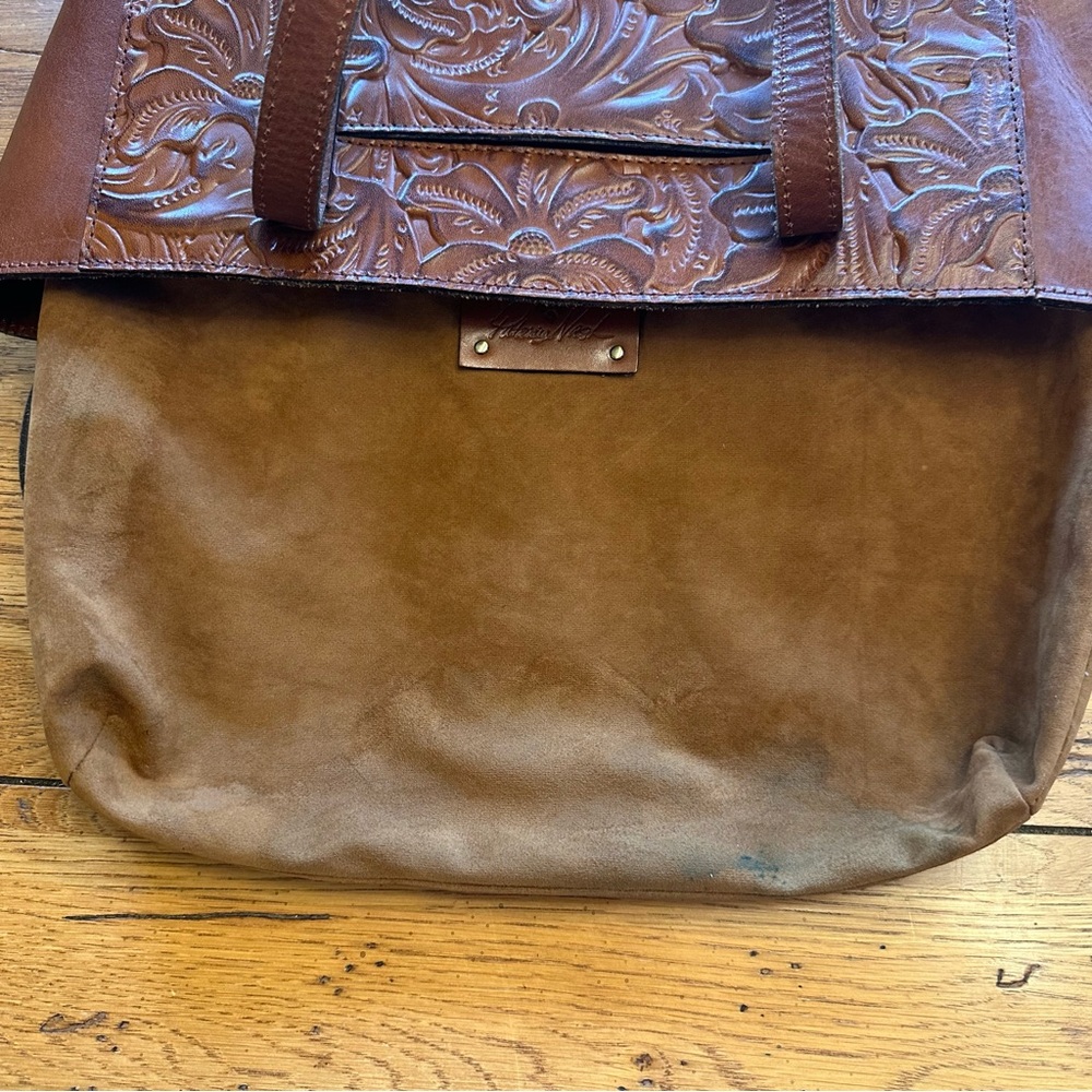 Patricia Nash Tooled Leather Zippered Tote Shoulder Bag - Picture 12 of 16